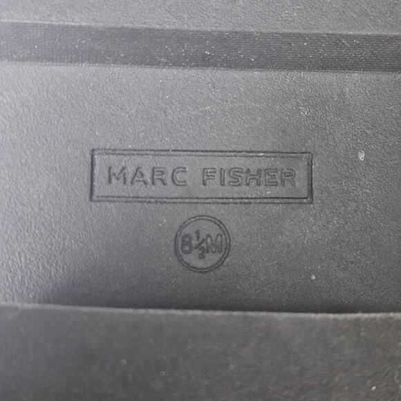 Marc Fisher Genuine Leather Waty Chelsea Ankle Boot Ivory Size 8.5 Lug Sole Stud - Picture 8 of 8